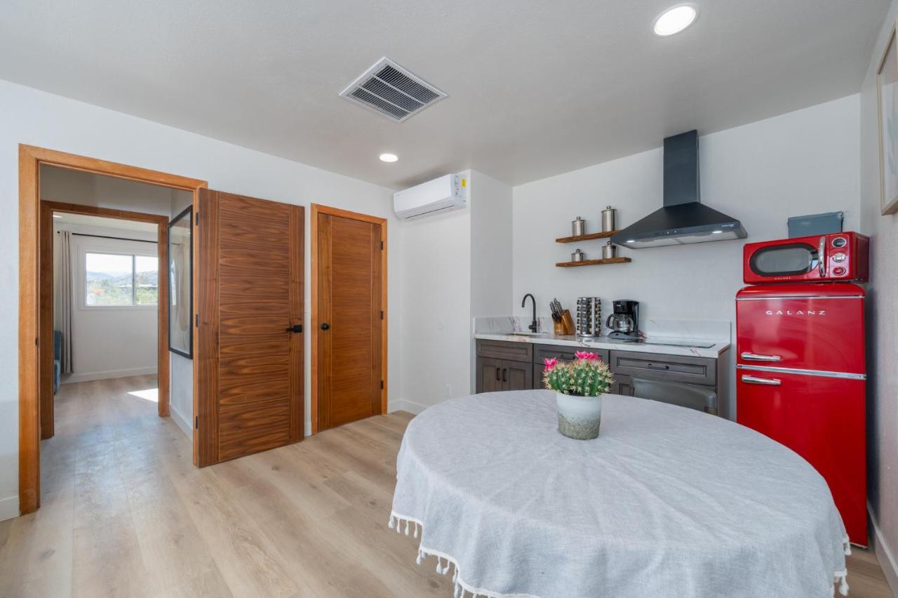 @ Marbella Lane - Rainbow House Glampers Paradise جوشوا تري المظهر الخارجي الصورة